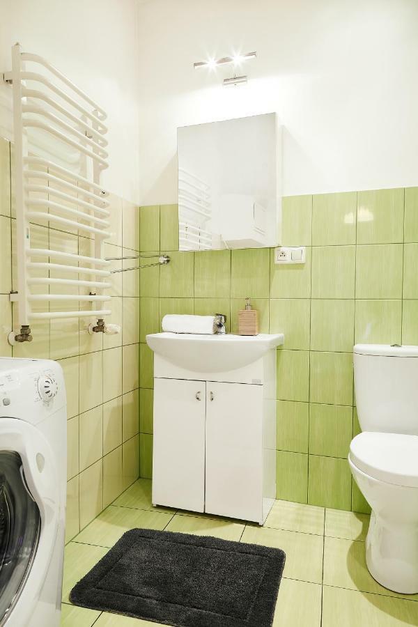 Green Yard Apartment Krowoderska Street Krakow Ngoại thất bức ảnh